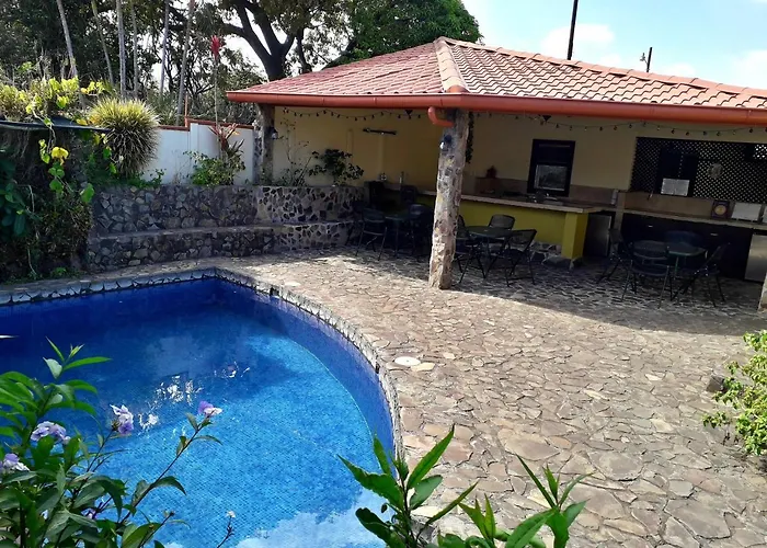 Dos Palmas Studio Apartments