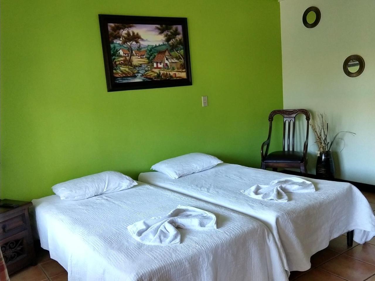 Dos Palmas Bed and breakfast